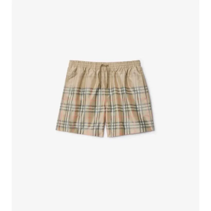 Badehose mit Farbverlauf im Karomuster