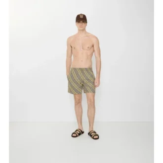 Badehose mit Karomuster