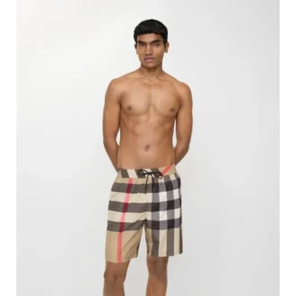 Badehose mit Karomuster
