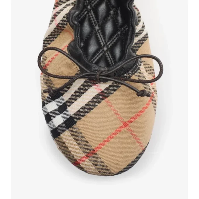 Ballerinas mit Karomuster in Beige