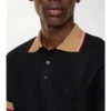 Baumwoll-Poloshirt mit Logo am Kragen