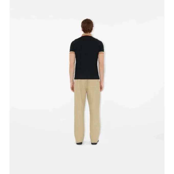 Baumwoll-Poloshirt mit Logo am Kragen