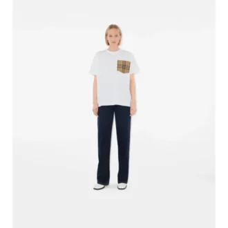 Baumwoll-T-Shirt mit Karomuster und aufgesetzter Tasche