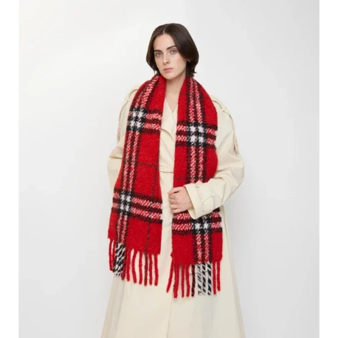 Bouclé-Schal aus Alpaka-Wollmischung mit Karomuster