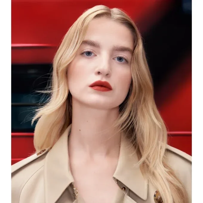 Burberry Brit Matte Lip Veil – British Rose Nr. 601