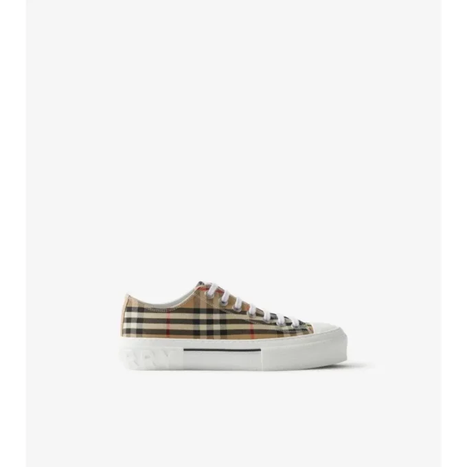 Check Sneakers