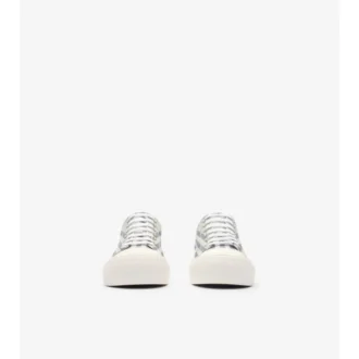 Check Sneakers