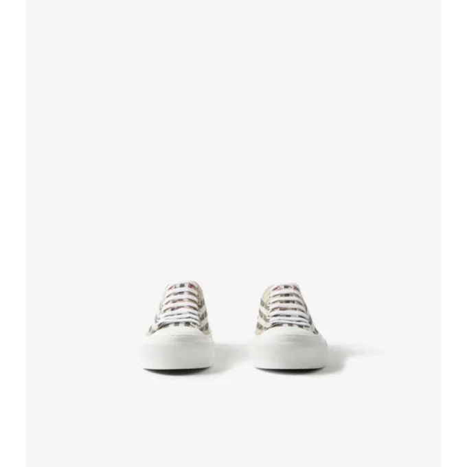 Check Sneakers