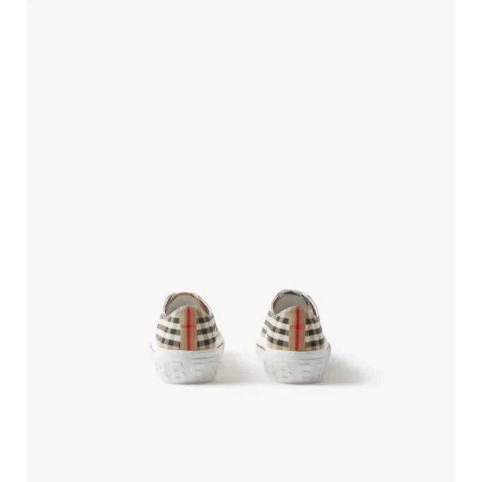Check Sneakers