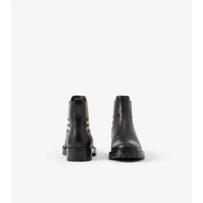 Chelsea-Stiefel mit Karomuster-Einsätzen
