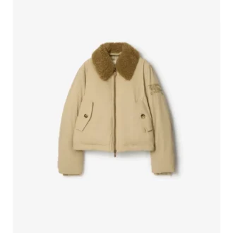 Gabardine-Jacke mit Lammfellkragen