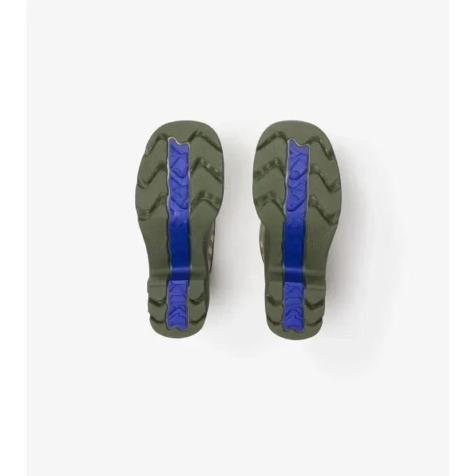 Gummistiefel mit Absatz und Marsh-Stempel