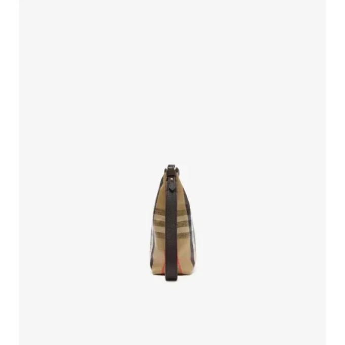 Highlands Pouch 