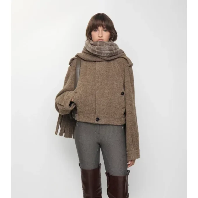 Jacke aus Wollmischung mit abnehmbarem Schal