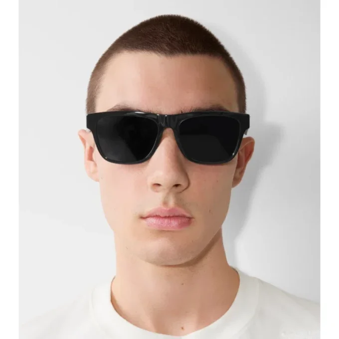 Karierte rechteckige Sonnenbrille