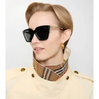 Karierte Sonnenbrille mit Gravur 