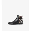 Karierte Stiefel aus Leder