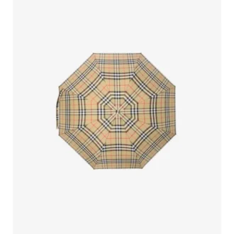 Karierter Regenschirm