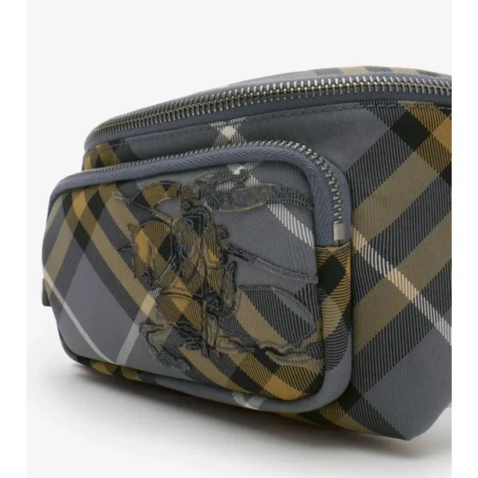 Kleine Gürteltasche mit Karomuster