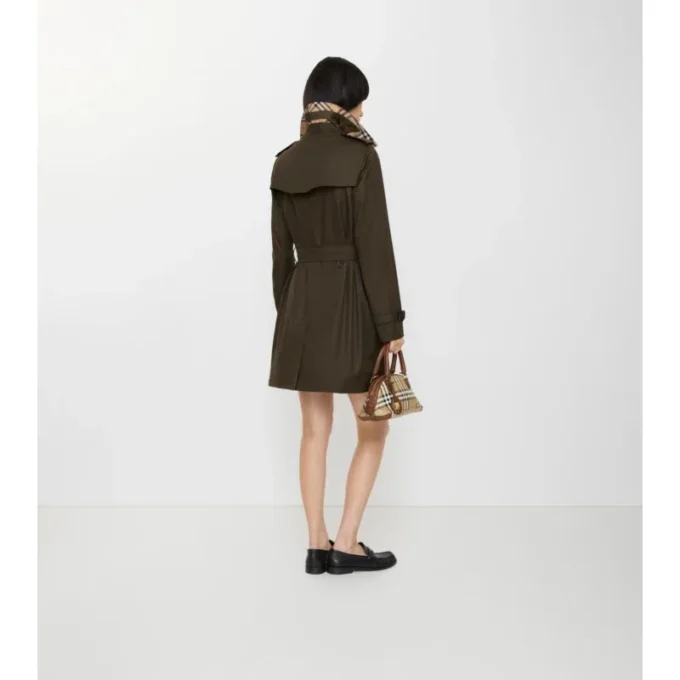Kurzer Kensington-Trenchcoat aus Tropical Gabardine