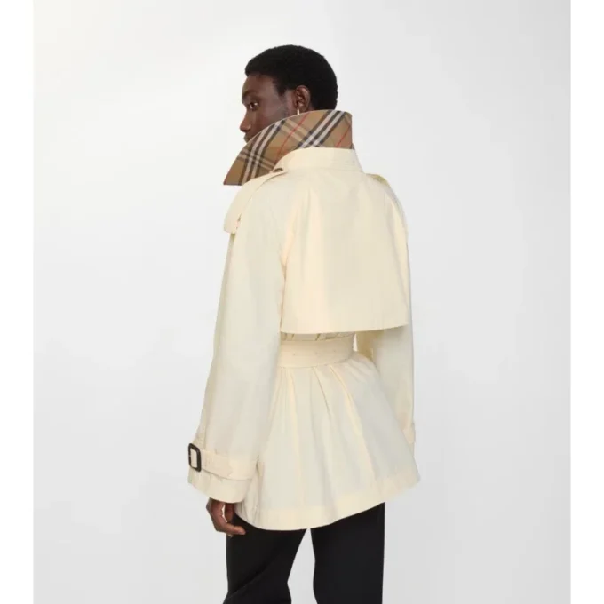 Kurzer, leichter Fitzrovia-Trench Coat aus Baumwolle
