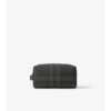 Reisetasche aus Karostoff und Leder