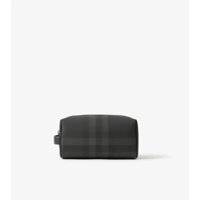 Reisetasche aus Karostoff und Leder