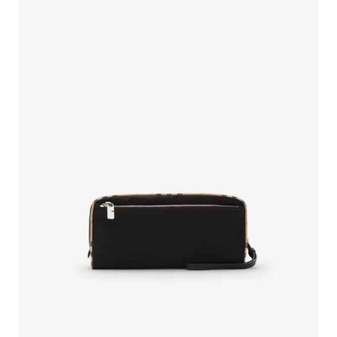 Reisetasche mit großem Karomuster