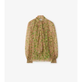 Seidenbluse mit zierlichem Blumenmuster