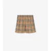 Shorts aus Baumwoll-Karostoff