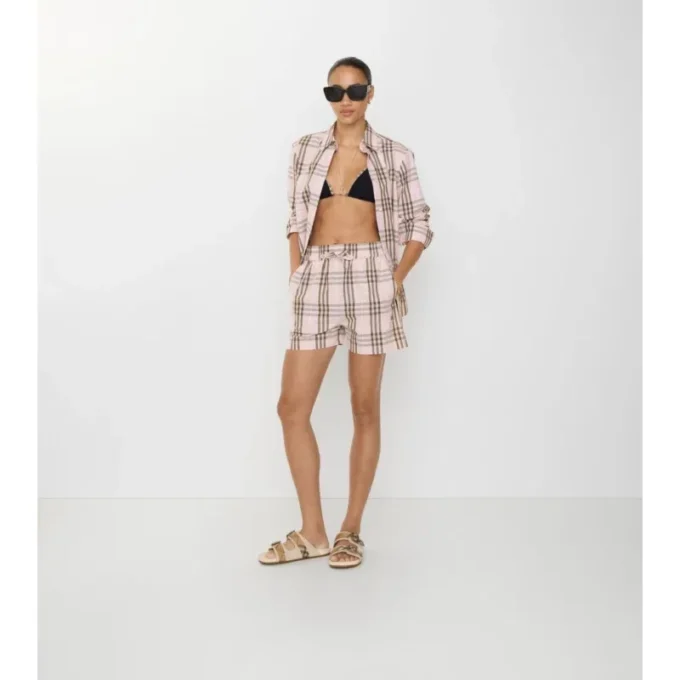 Shorts aus Baumwoll-Karostoff