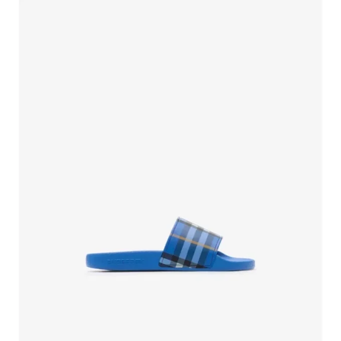 Slides mit Karomuster
