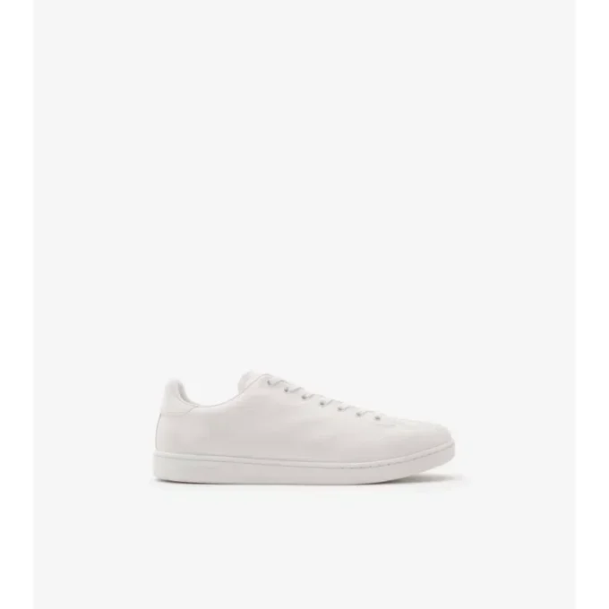 Sneaker aus geprägtem Leder mit Karomuster 