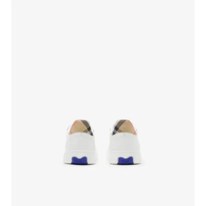 Sneaker aus Leder mit Karomuster