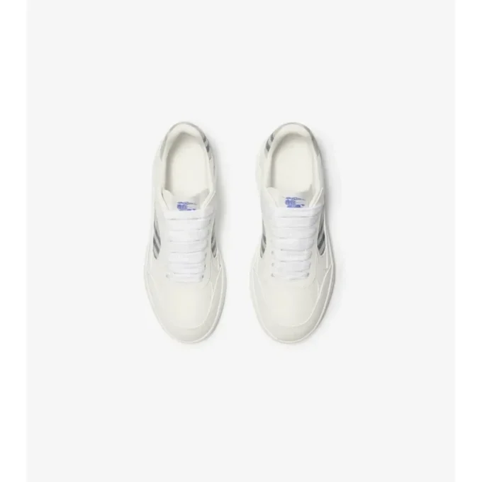 Sneaker aus Leder mit Karomuster