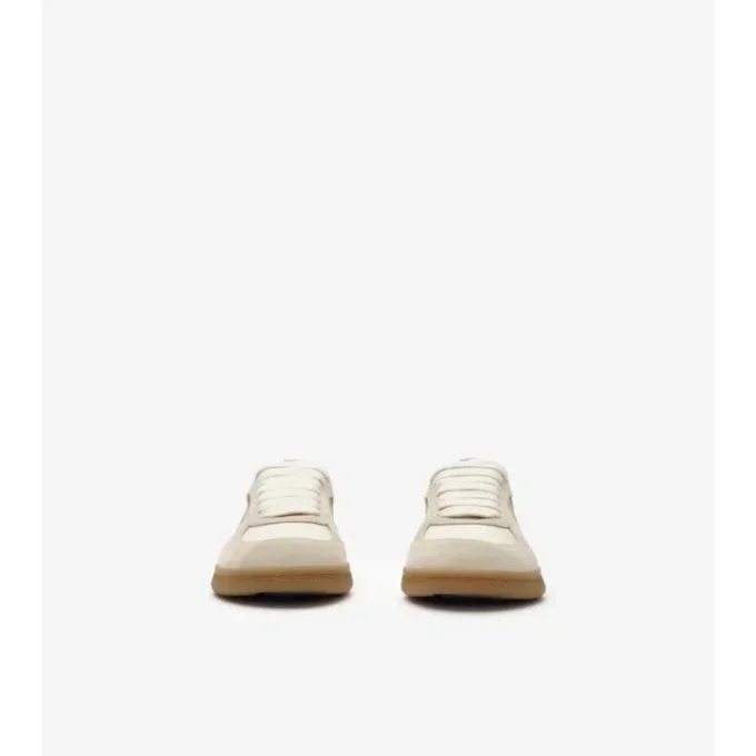 Sneaker aus Leder, Wildleder und Karomuster