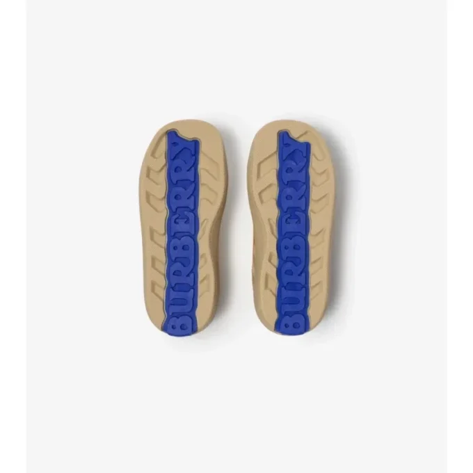Sneaker mit Karomuster
