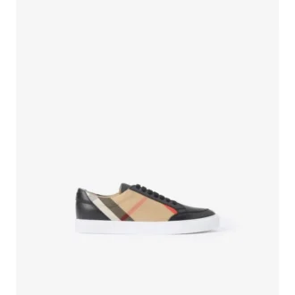 Sneaker mit Karomuster und Leder