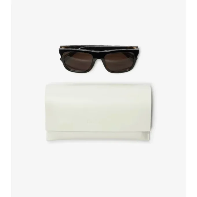 Sonnenbrille mit geprägtem Karomuster