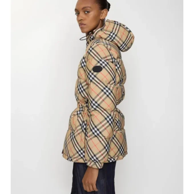 Steppjacke mit Kapuze aus Nylon im Burberry-Karomuster