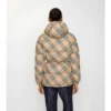 Steppjacke mit Kapuze aus Nylon im Burberry-Karomuster