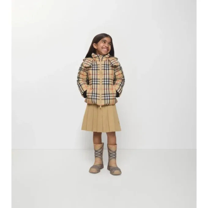 Steppjacke mit Kapuze im Burberry-Karomuster