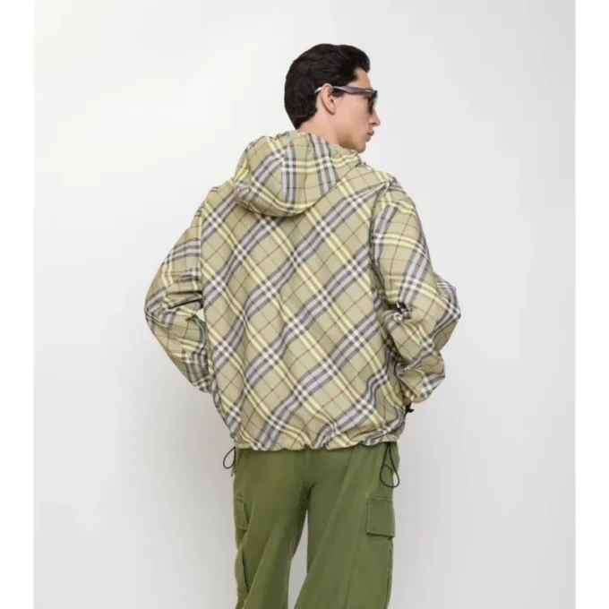 Wendbare Kapuzenjacke mit Karomuster