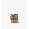 Wendbare Pouches mit Hufeisen-Kette