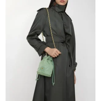 Wendbare Pouches mit Hufeisen-Kette