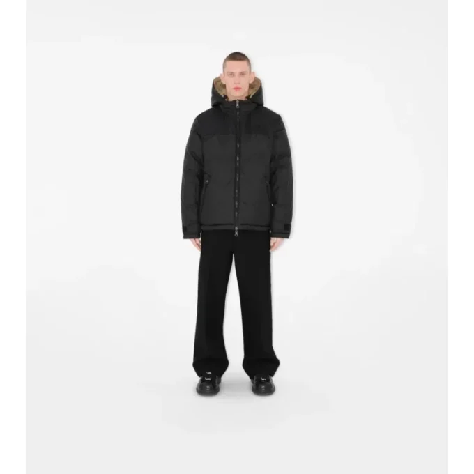 Wendbare Steppjacke mit Karomuster