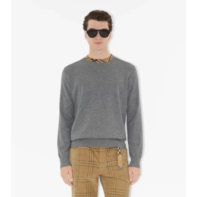 Wollpullover mit Karomuster